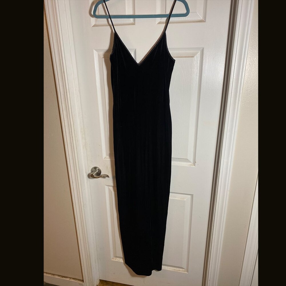 Vintage Bebe Velvet Gown - Perfect LBD for Nights Out!